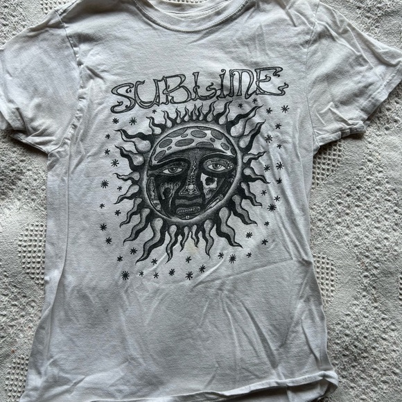 Kids White Graphic T-Shirt *see description - Picture 1 of 5